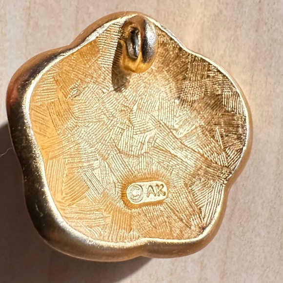 Anne Klein Pendant Choker Necklace - Flower Faux Pearl Gripoix Style - Picture 2 of 4